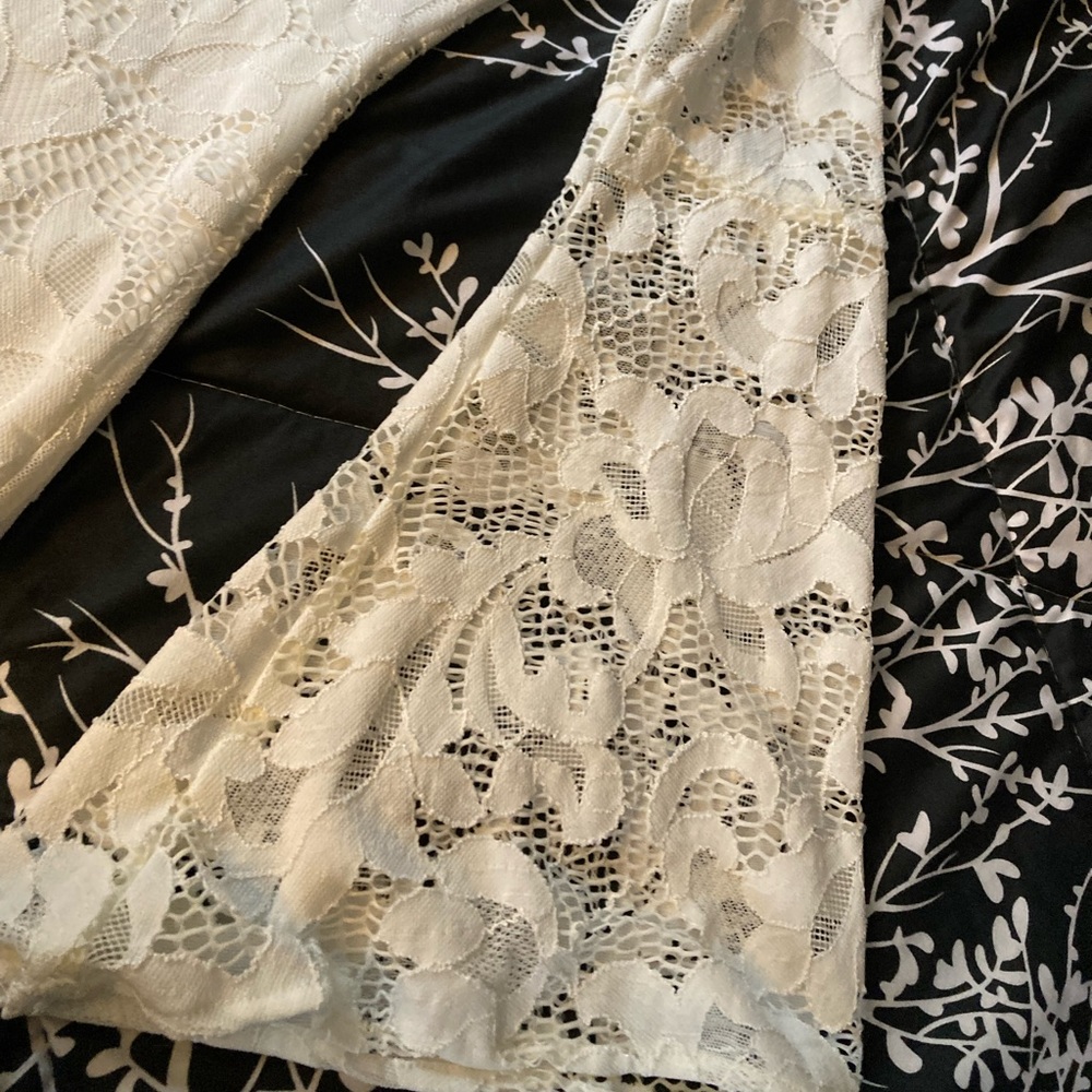 White Lacey blouse size medium - Picture 9 of 14